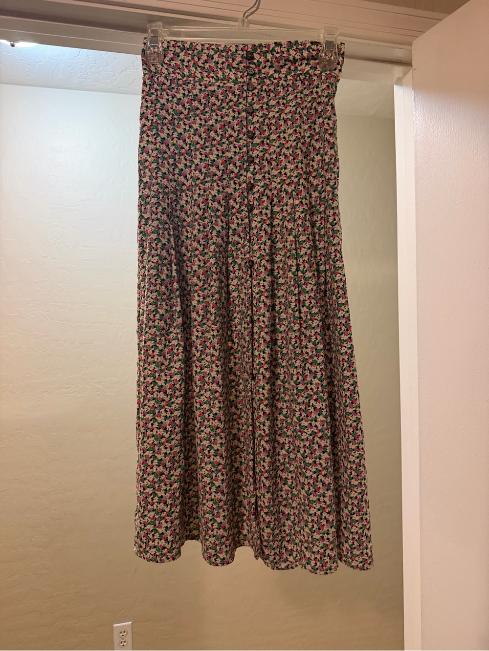 H&M Floral Maxi Skirt in Pink, Green & Cream - Picture 8 of 15